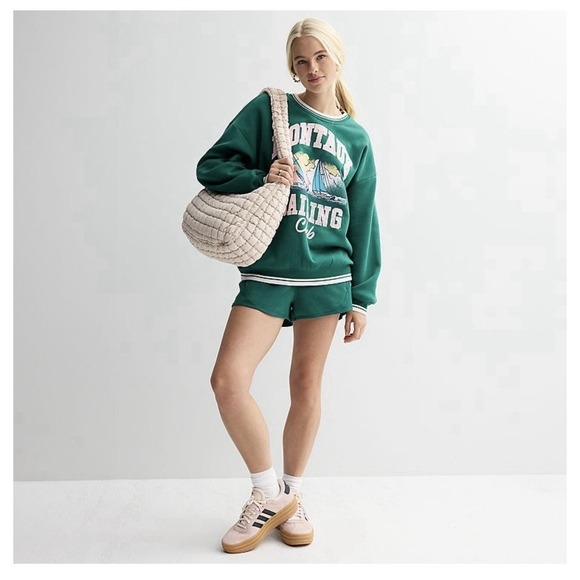 Limited Too Women's Oversized Sweatshirt Size Large Montauk Sailing Club Green - Picture 7 of 7